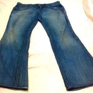 Rock & Republic womans jeans.  Size 30 x 29. Soft, comfortable denim. Button fly